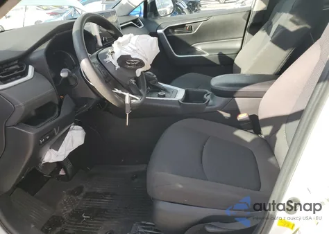 2023 Toyota Rav4 Le z USA, uszkodzony, nr VIN 4T3MWRFVXPU087418